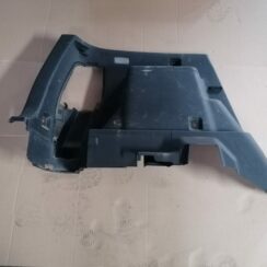 Bagāžnieka nodalījuma sānu apdare priekš TOYOTA COROLLA VERSO 2005