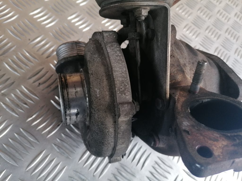 Turbīna priekš VOLVO V70 2004 6 Turbīna priekš VOLVO V70 2004