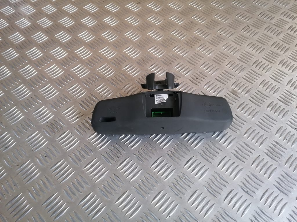 Salona atpakaļskata spogulis priekš VOLVO V70 2004