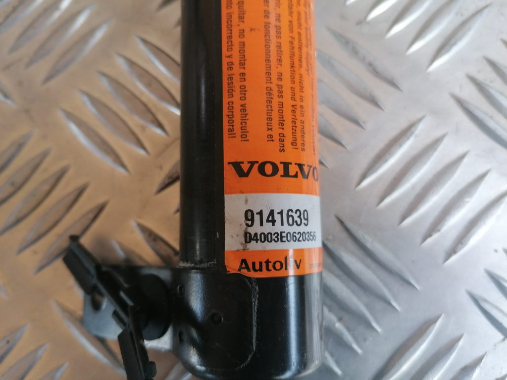 Griestu drošības spilvens, pa labi priekš VOLVO V70 2004 3 Griestu drošības spilvens, pa labi priekš VOLVO V70 2004