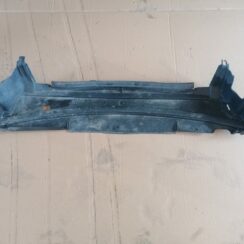 Priekšēja bufera aizsargs priekš VOLVO V70 2004