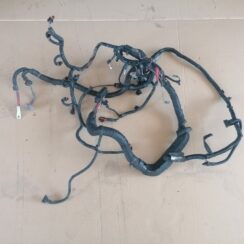 Dzinēja vadi priekš VOLVO V70 2004