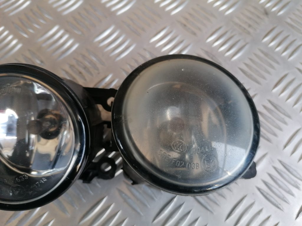 Miglas lukturis priekšā labajā pusē priekš FORD C-MAX 2011 4 Miglas lukturis priekšā labajā pusē priekš FORD C-MAX 2011