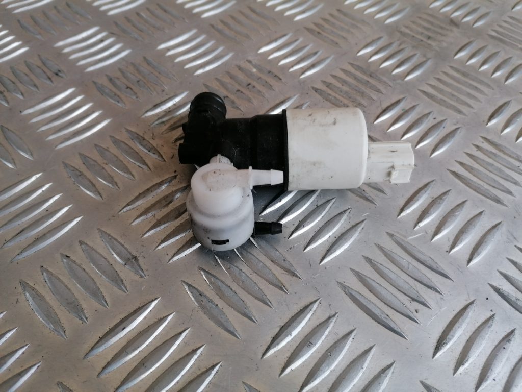 Mazgātāja šķidruma sūknis priekš FORD C-MAX 2011