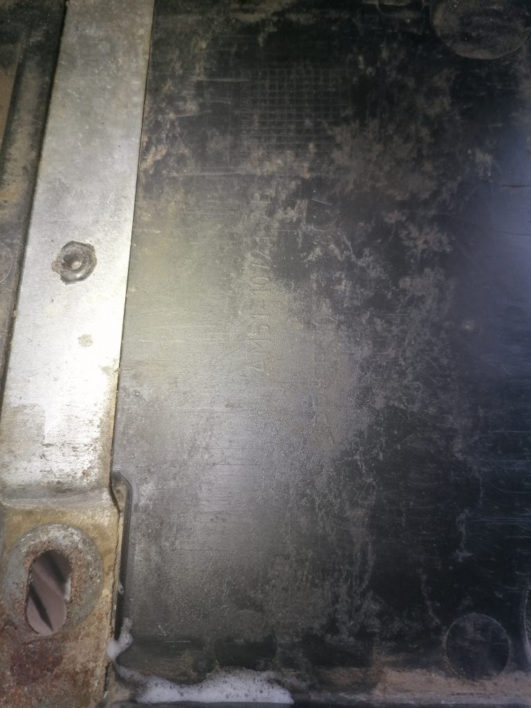 Akumulatora stiprināšanas korpuss priekš FORD C-MAX 2011 3 Akumulatora stiprināšanas korpuss priekš FORD C-MAX 2011