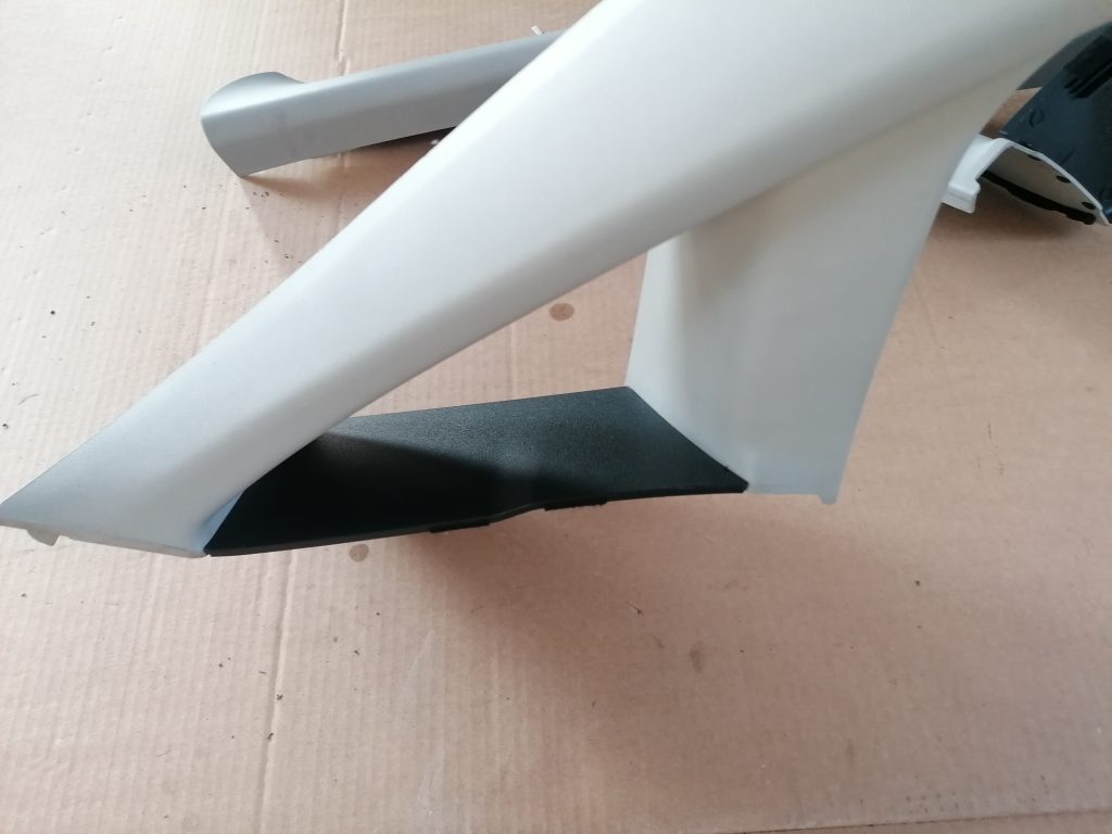 Priekšējas salona statnes apdare priekš FORD C-MAX 2011