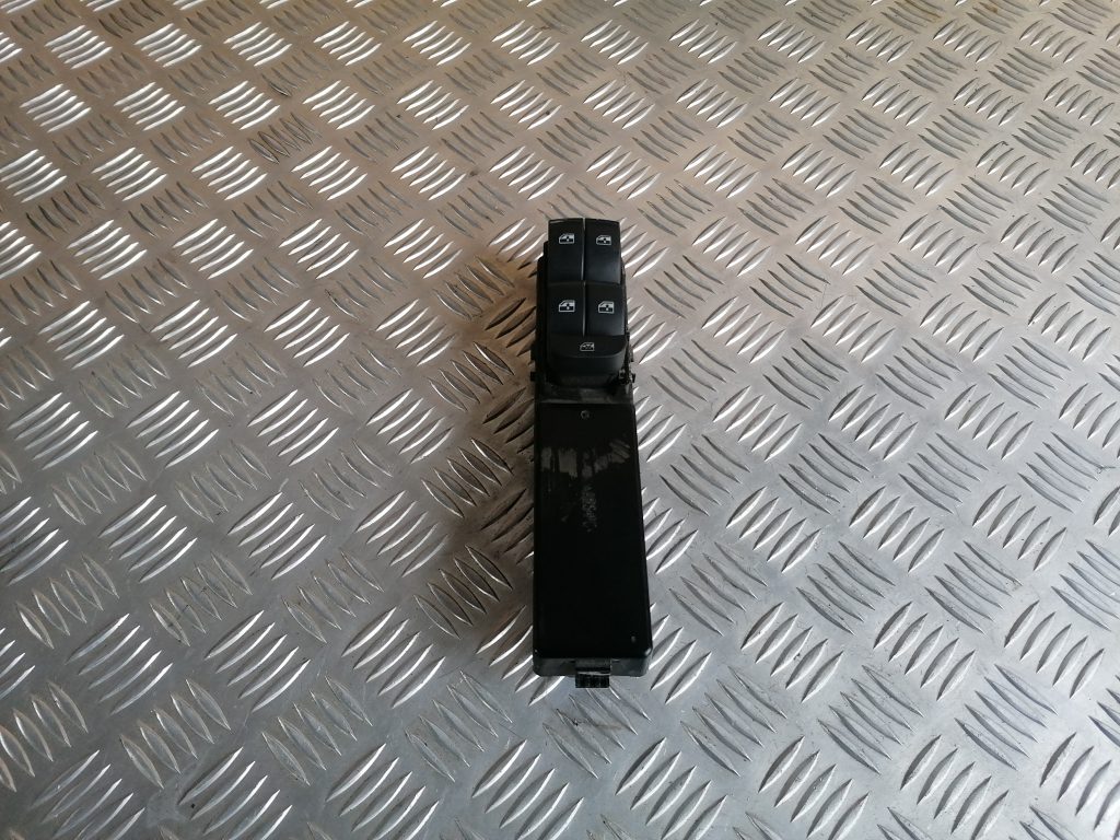 Šofera durvju slēdža pogas priekš SAAB 9-3 2002 1 Šofera durvju slēdža pogas priekš SAAB 9-3 2002