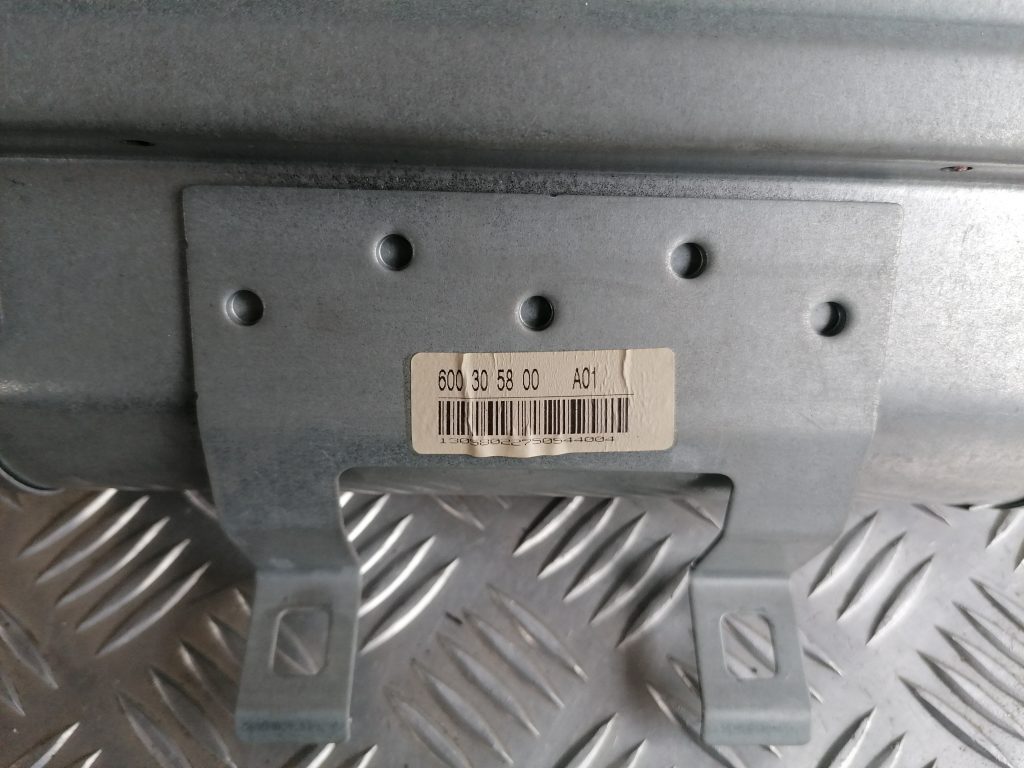 Mērinstrumentu paneļa drošības spilvens priekš SAAB 9-3 2002 3 Mērinstrumentu paneļa drošības spilvens priekš SAAB 9-3 2002