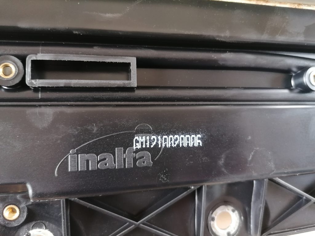 Lūka priekš SAAB 9-3 2002 6 Lūka priekš SAAB 9-3 2002