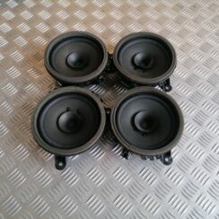 Durvju skaļrunis, apakšā priekš VOLVO S80 2007 GREY