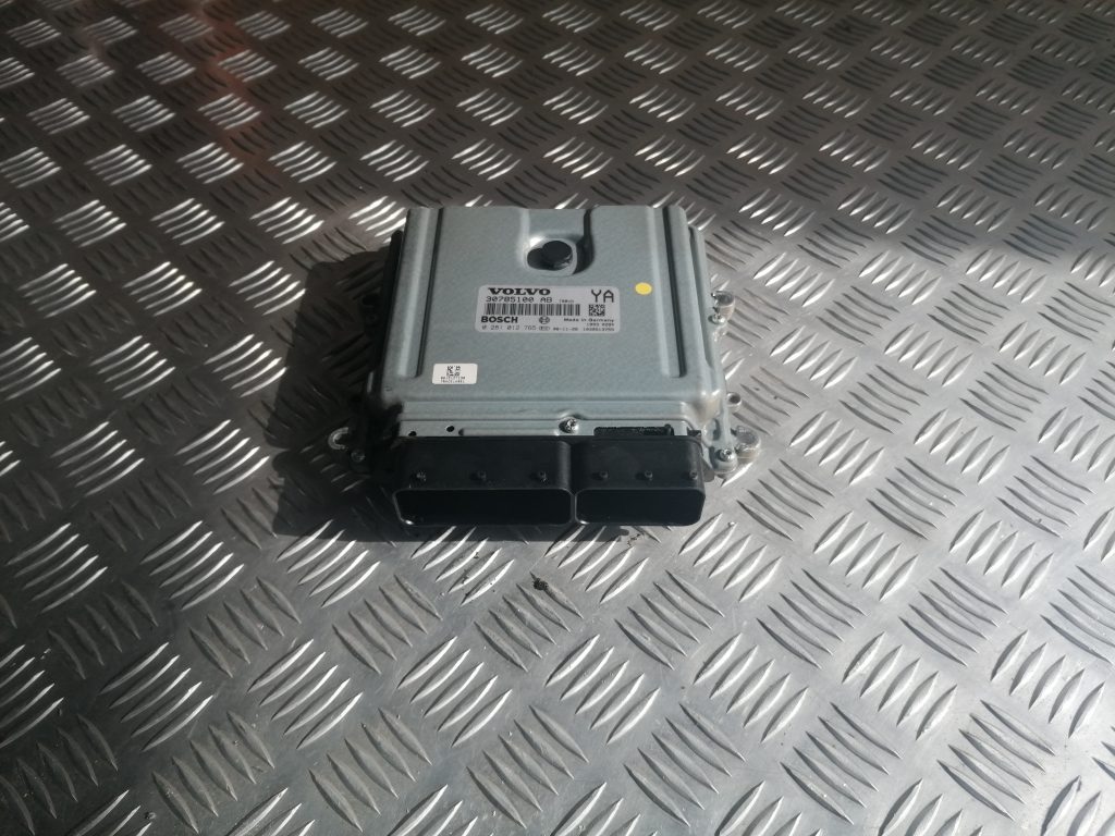 Dzinēja vadības bloks priekš VOLVO S80 2007 GREY 1 Dzinēja vadības bloks priekš VOLVO S80 2007 GREY