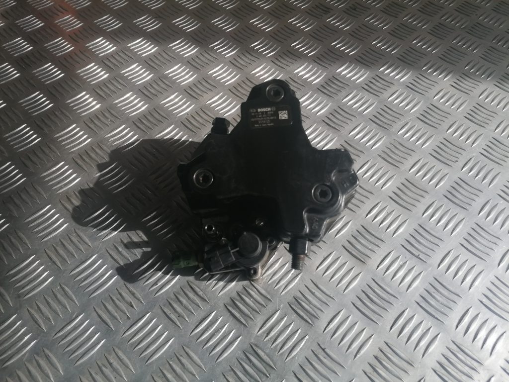 Augstspiediena degvielas sūknis priekš VOLVO S80 2007 GREY 3 Augstspiediena degvielas sūknis priekš VOLVO S80 2007 GREY