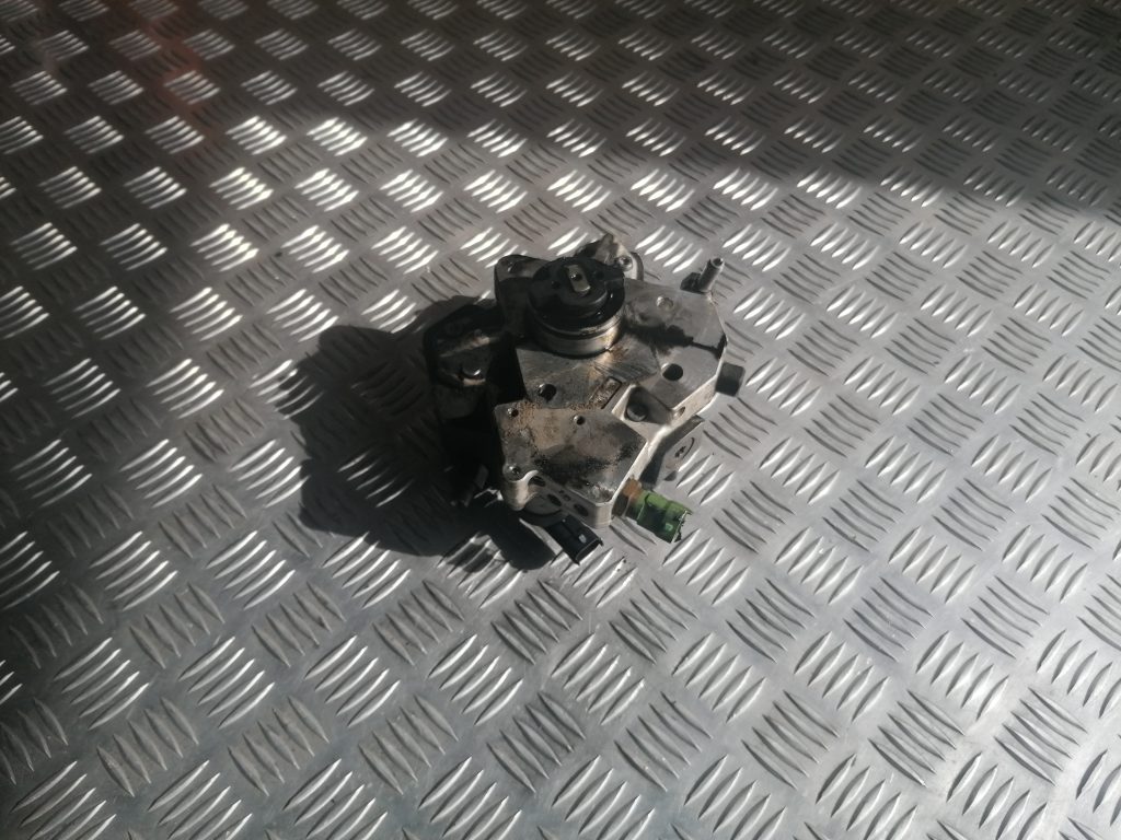 Augstspiediena degvielas sūknis priekš VOLVO S80 2007 GREY 1 Augstspiediena degvielas sūknis priekš VOLVO S80 2007 GREY