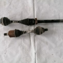 Pusass priekšēja labā priekš VOLVO S80 2007 GREY