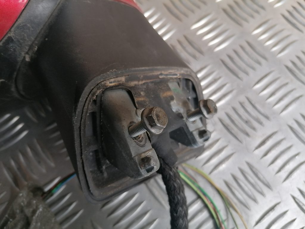 Ārējais spogulis, pa kreisi priekš CITROEN C4 2006