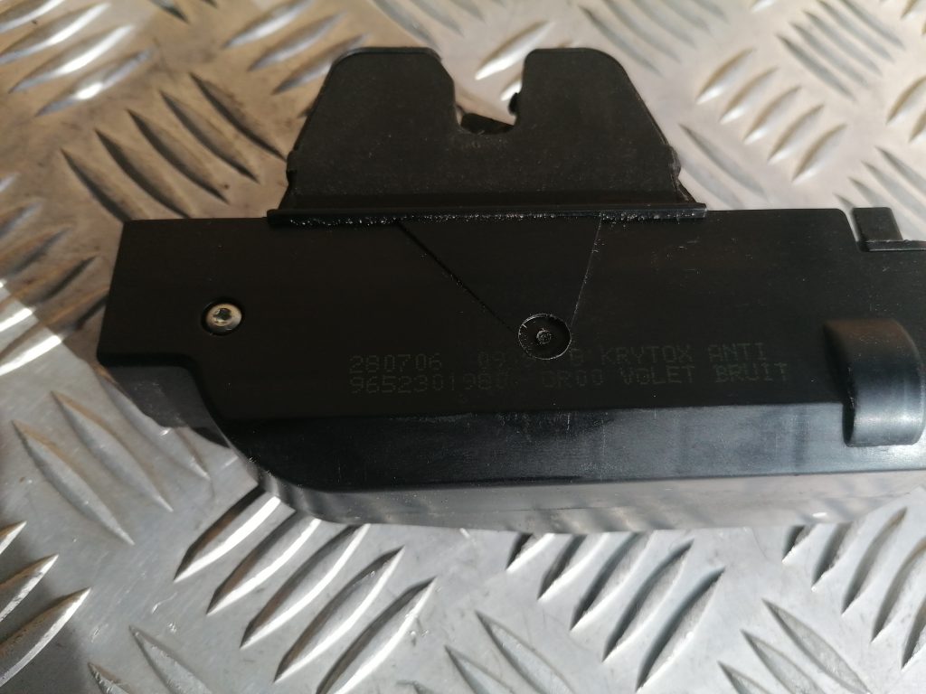 Bagāžnieka vāka slēdzene priekš CITROEN C4 2006 3 Bagāžnieka vāka slēdzene priekš CITROEN C4 2006