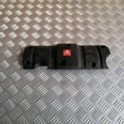 Dzinēja dekoratīva vāka daļa priekš CITROEN C4 2006