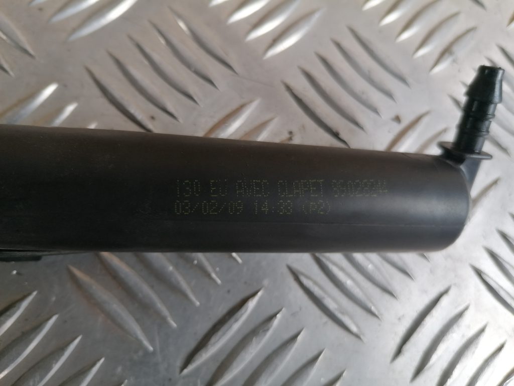 Lukturu mazgātāja sprausla priekš CITROEN C4 2006 2 Lukturu mazgātāja sprausla priekš CITROEN C4 2006