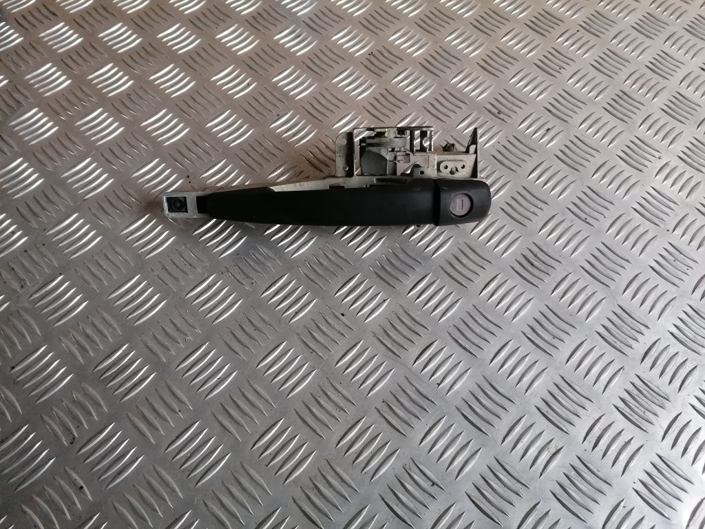 Priekšējāis kreisais durvju rokturis priekš CITROEN C4 2006 1 Priekšējāis kreisais durvju rokturis priekš CITROEN C4 2006