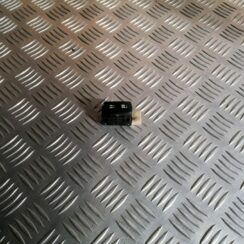 Atvēršanas/aizvēršanas poga priekš CITROEN C4 2006