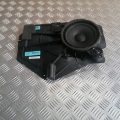 Durvju skaļrunis, apakšā priekš VOLVO C30 2008 TURQUOISE