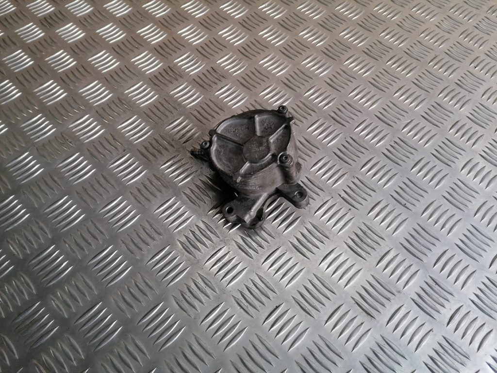 Vakuuma sūknis priekš VOLVO C30 2008 TURQUOISE 1 Vakuuma sūknis priekš VOLVO C30 2008 TURQUOISE