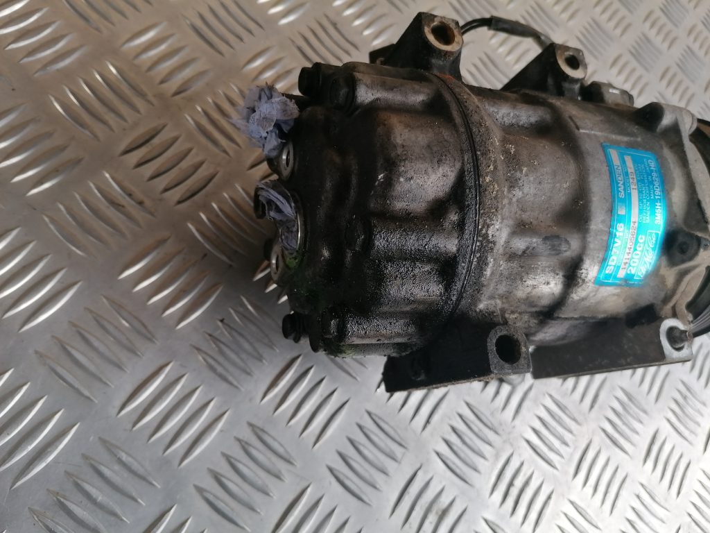 Gaisa kondicioniera kompresors priekš VOLVO C30 2008 TURQUOISE