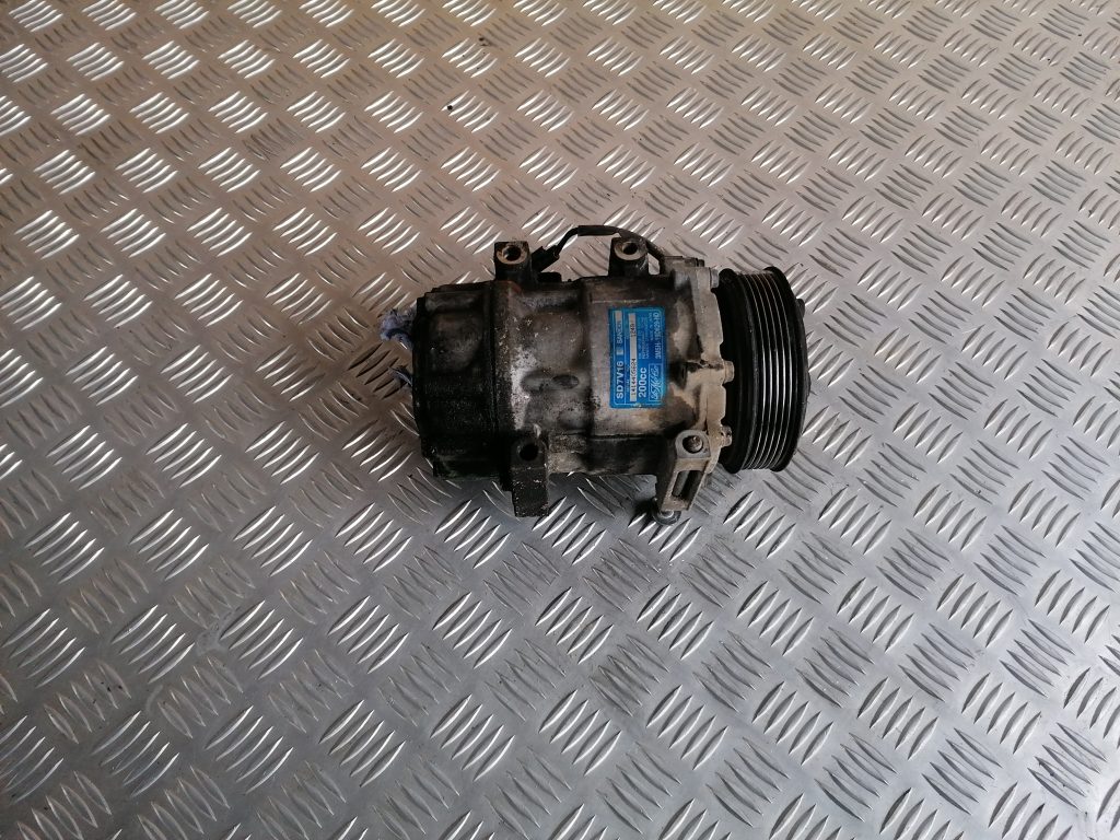 Gaisa kondicioniera kompresors priekš VOLVO C30 2008 TURQUOISE