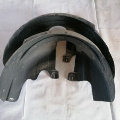 Priekšējo paspārnu komplekts priekš VOLVO C30 2008 TURQUOISE