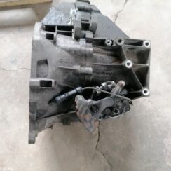 Mehāniska pārnesumkārba priekš VOLVO C30 2008 TURQUOISE