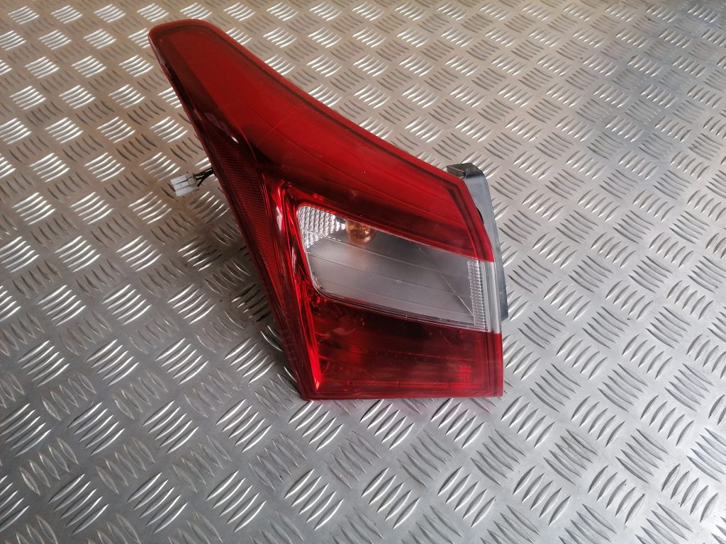 Aizmugurējais kreisais lukturis priekš HYUNDAI I30 2012 1 Aizmugurējais kreisais lukturis priekš HYUNDAI I30 2012