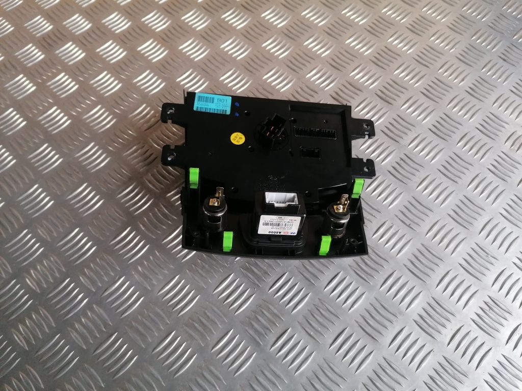 Klimata kontroles bloks priekš HYUNDAI I30 2012 3 Klimata kontroles bloks priekš HYUNDAI I30 2012