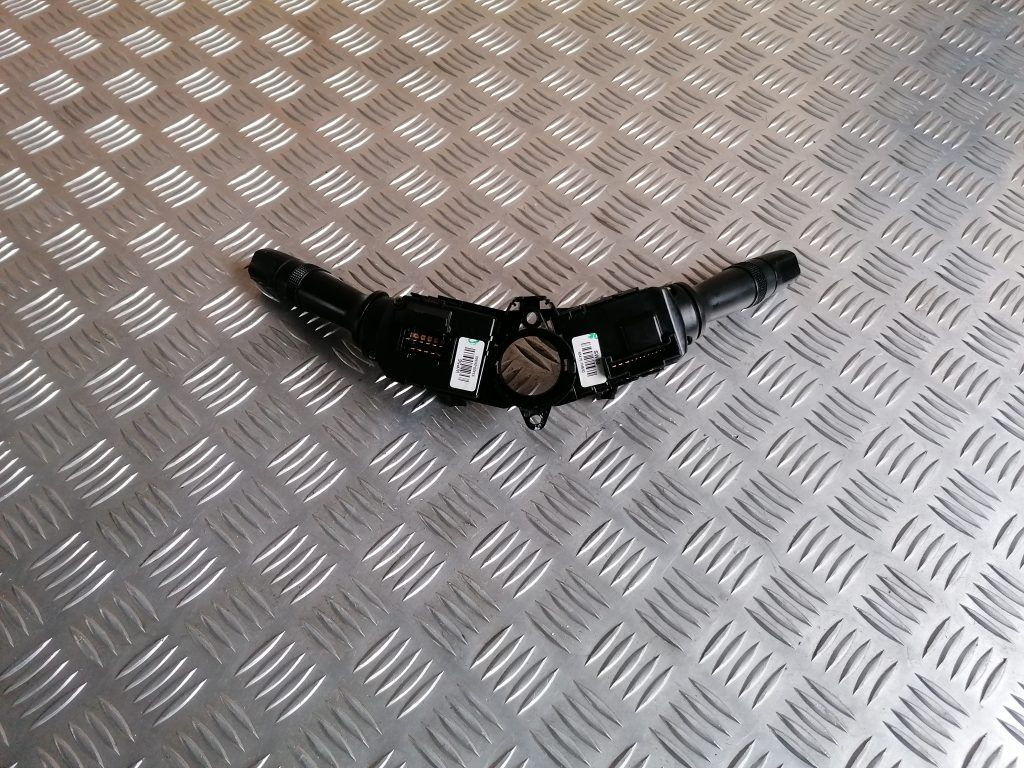 Stūres statnes slēdzis priekš HYUNDAI I30 2012 2 Stūres statnes slēdzis priekš HYUNDAI I30 2012