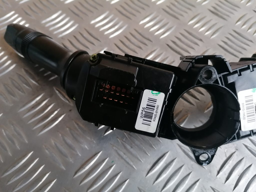 Stūres statnes slēdzis priekš HYUNDAI I30 2012 4 Stūres statnes slēdzis priekš HYUNDAI I30 2012