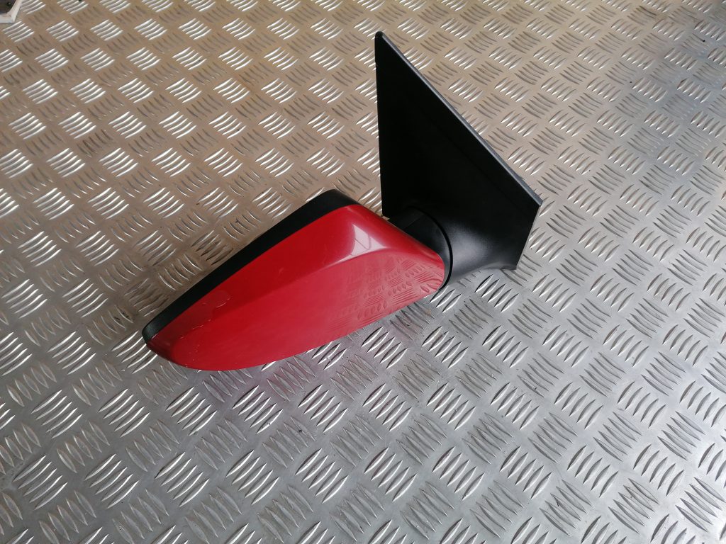 Ārējais spogulis, pa labi priekš HYUNDAI I30 2012