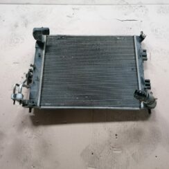 Dzesēšanas radiators priekš HYUNDAI I30 2012