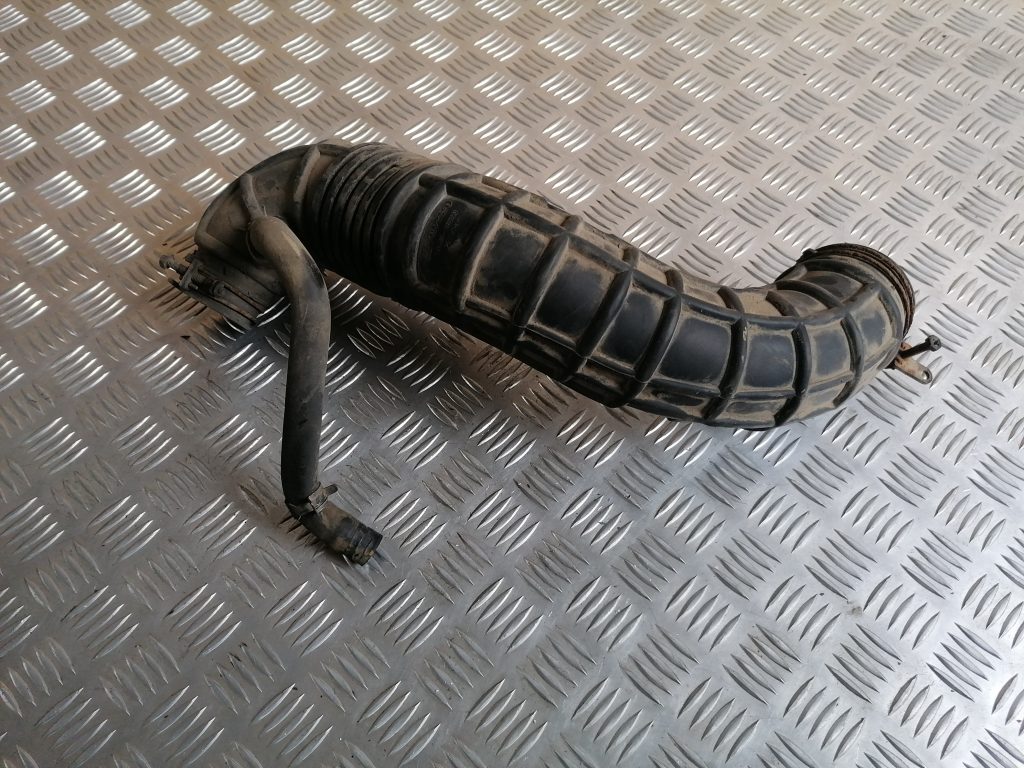 Gaisa filtra korpusa caurule priekš HYUNDAI I30 2012 1 Gaisa filtra korpusa caurule priekš HYUNDAI I30 2012