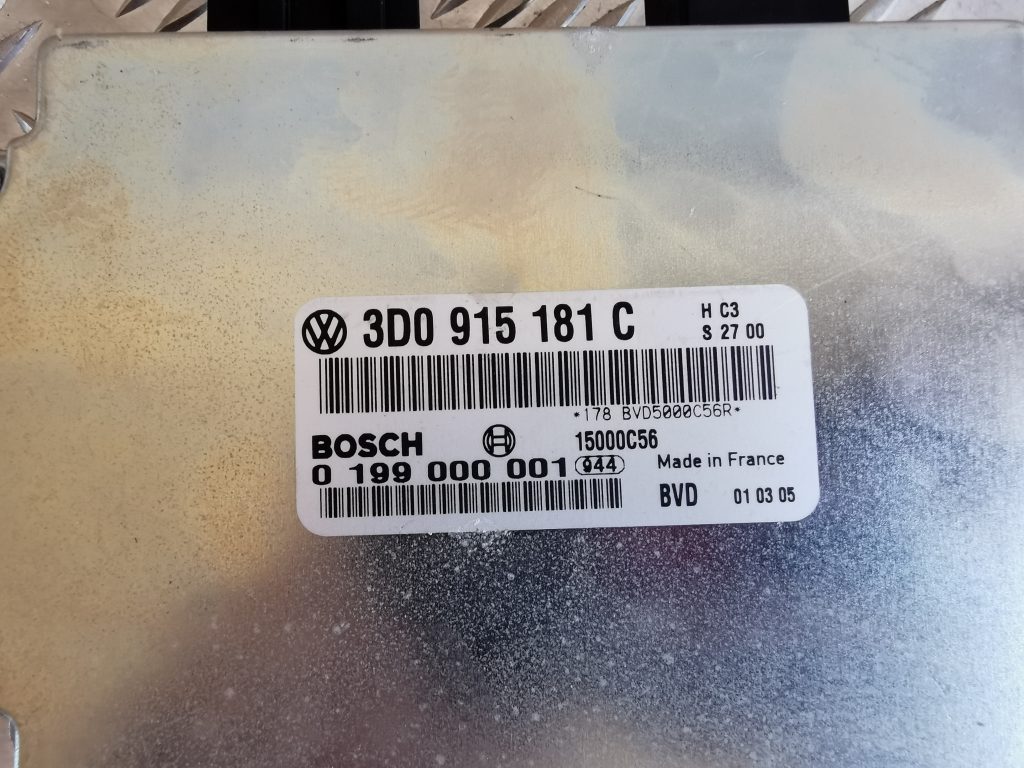 Akumulatora vadības bloks priekš VW PHAETON 2005 4 Akumulatora vadības bloks priekš VW PHAETON 2005