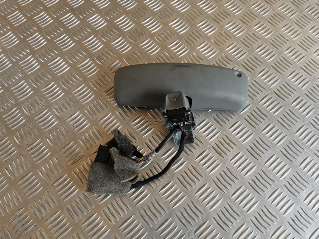 Salona atpakaļskata spogulis priekš VW PHAETON 2005 2 Salona atpakaļskata spogulis priekš VW PHAETON 2005