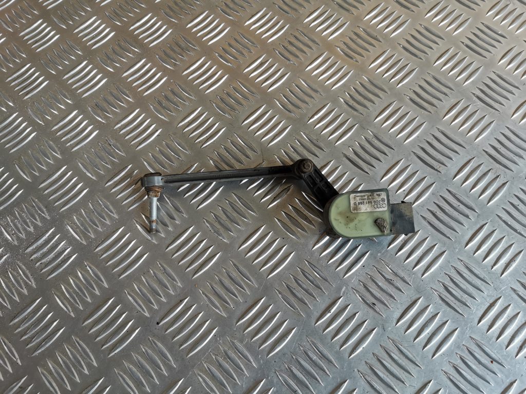 Lukturu diapazona korekcijas sensors, priekšā priekš VW PHAETON 2005 1 Lukturu diapazona korekcijas sensors, priekšā priekš VW PHAETON 2005