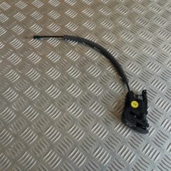 Mantu glabāšanas nodalījuma slēdzene priekš VW PHAETON 2005