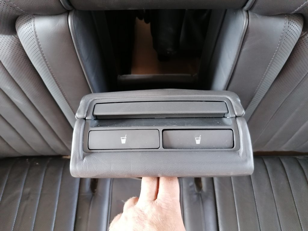 Sēdekļu komplekts priekš VW PHAETON 2005 5 Sēdekļu komplekts priekš VW PHAETON 2005