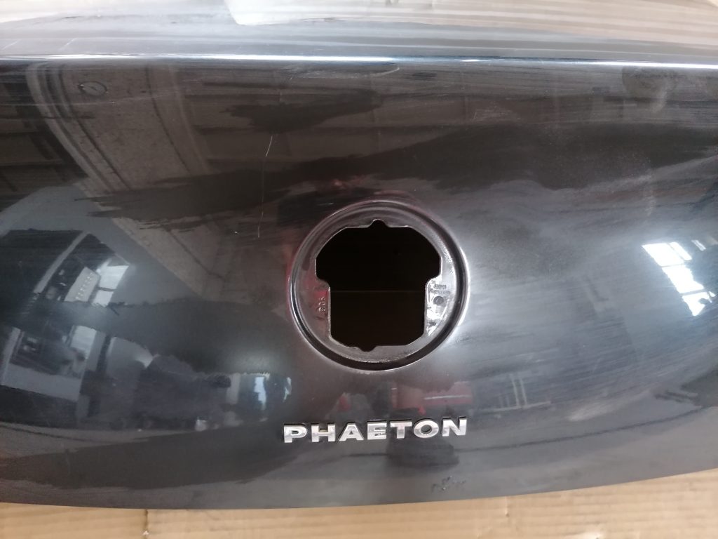 Bagāžnieka vāks priekš VW PHAETON 2005 3 Bagāžnieka vāks priekš VW PHAETON 2005