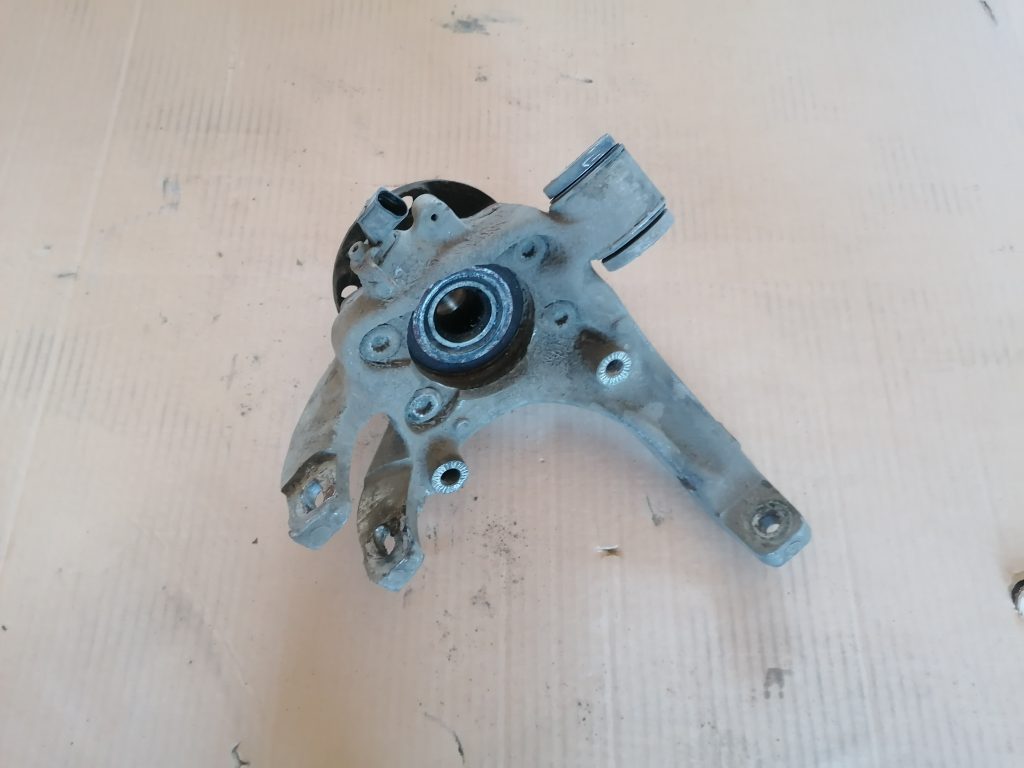 Stūres šarnīrs aizmugurē pa kreisi priekš VW PHAETON 2005 3 Stūres šarnīrs aizmugurē pa kreisi priekš VW PHAETON 2005