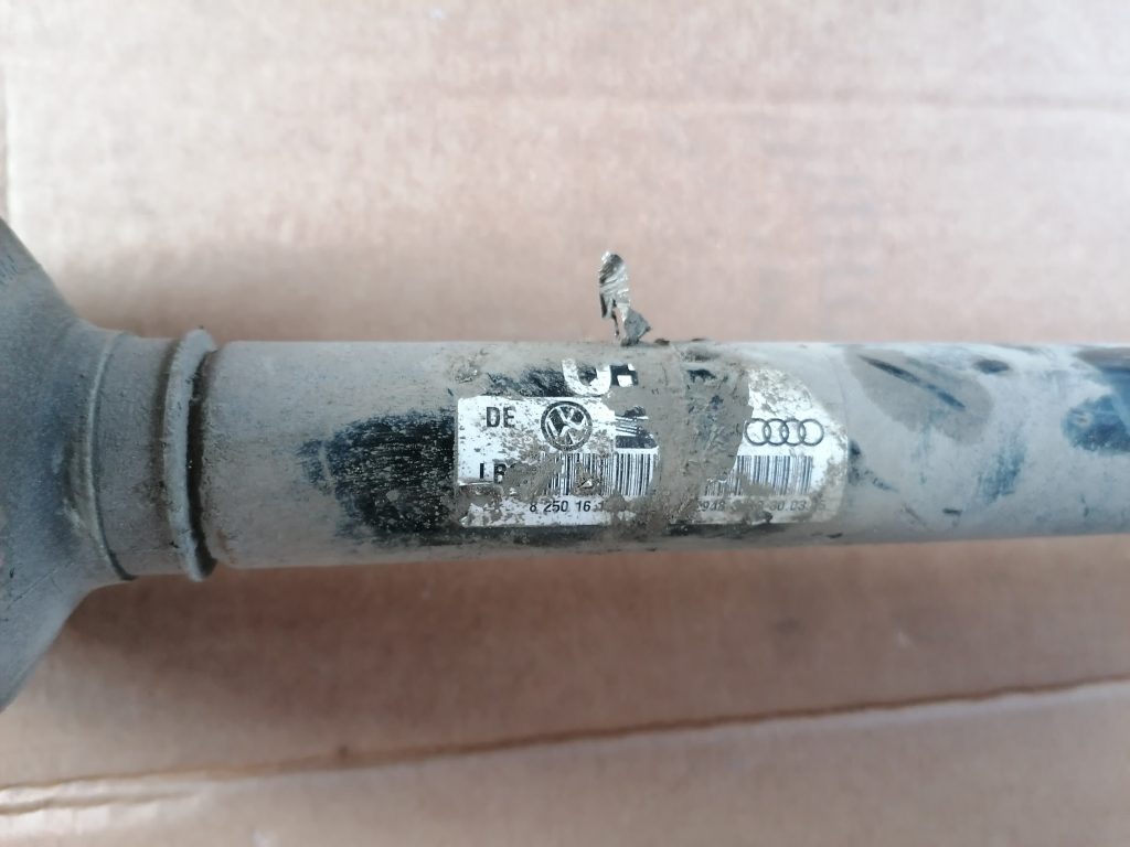 Pusass aizmugurē priekš VW PHAETON 2005 3 Pusass aizmugurē priekš VW PHAETON 2005