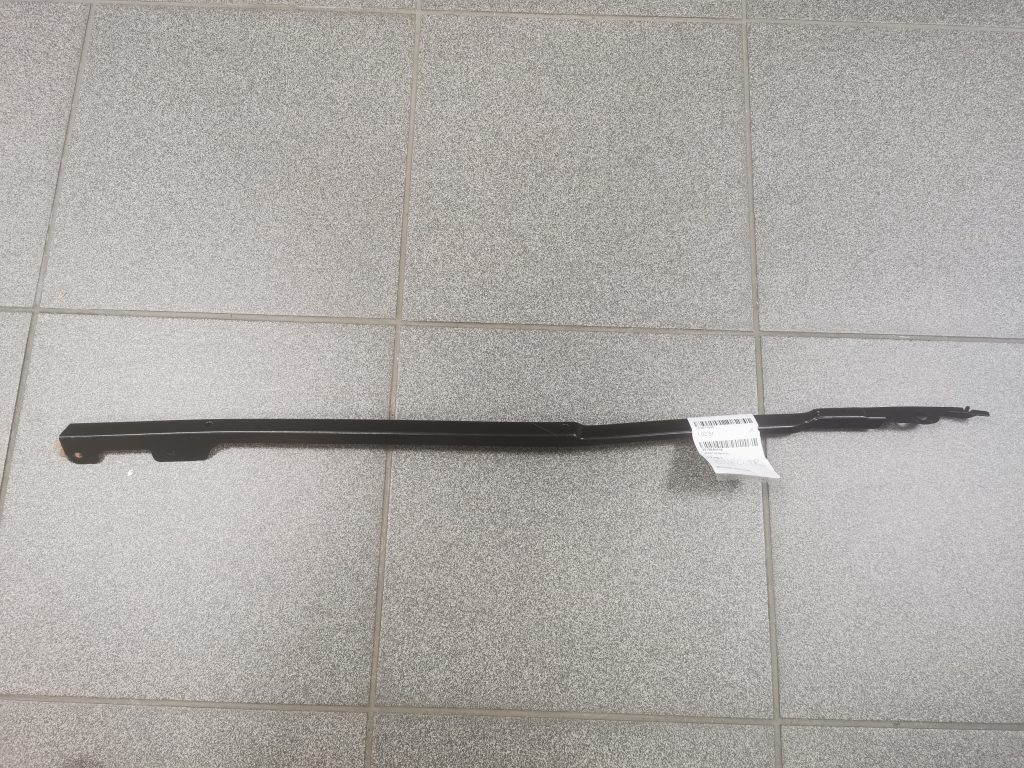 Aizmugurēja bufera kronšteins priekš MERCEDES W221 2218850116