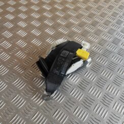 Priekšējā labā drošības josta priekš VW PASSAT CC 2009