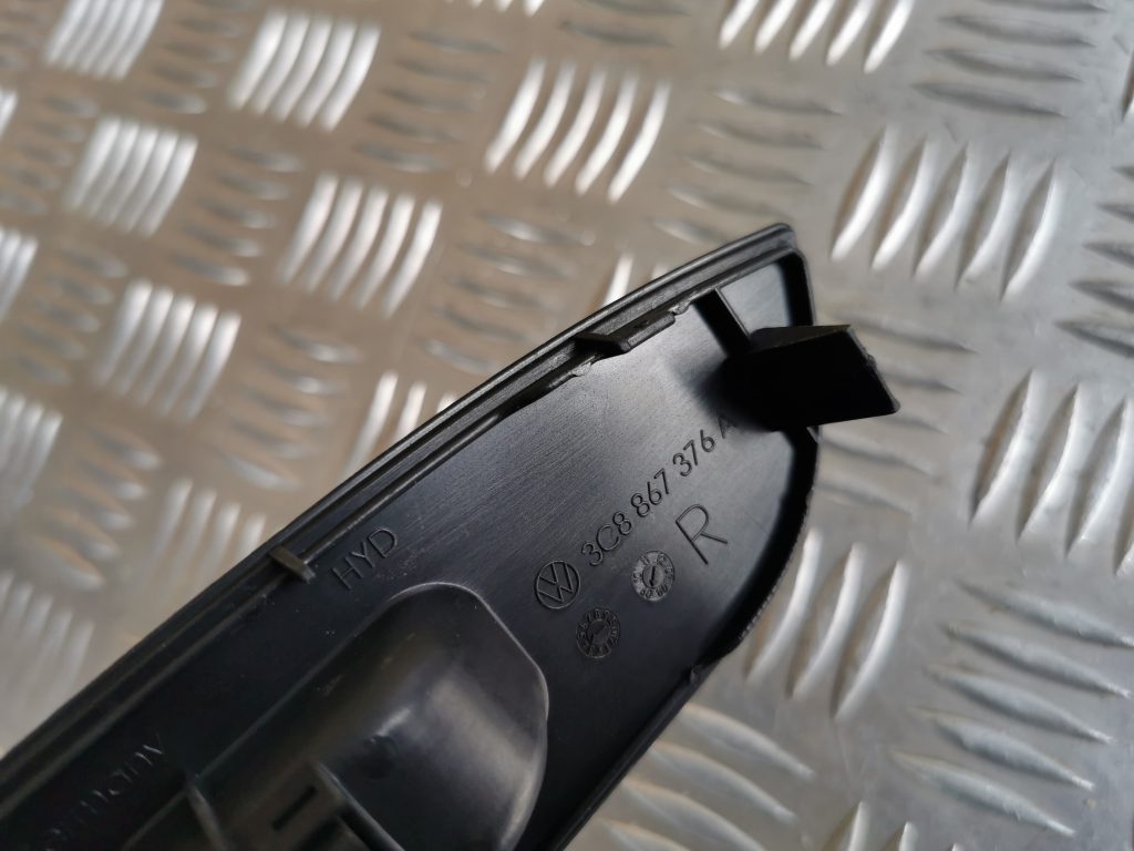 Stikla pacelšanas poga priekš VW PASSAT CC 2009 3 Stikla pacelšanas poga priekš VW PASSAT CC 2009