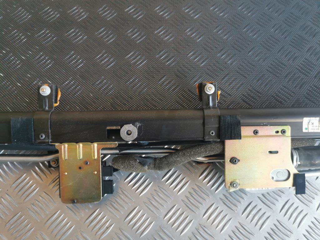 Durvju logu saules aizsargs priekš AUDI A6 1998 3 Durvju logu saules aizsargs priekš AUDI A6 1998