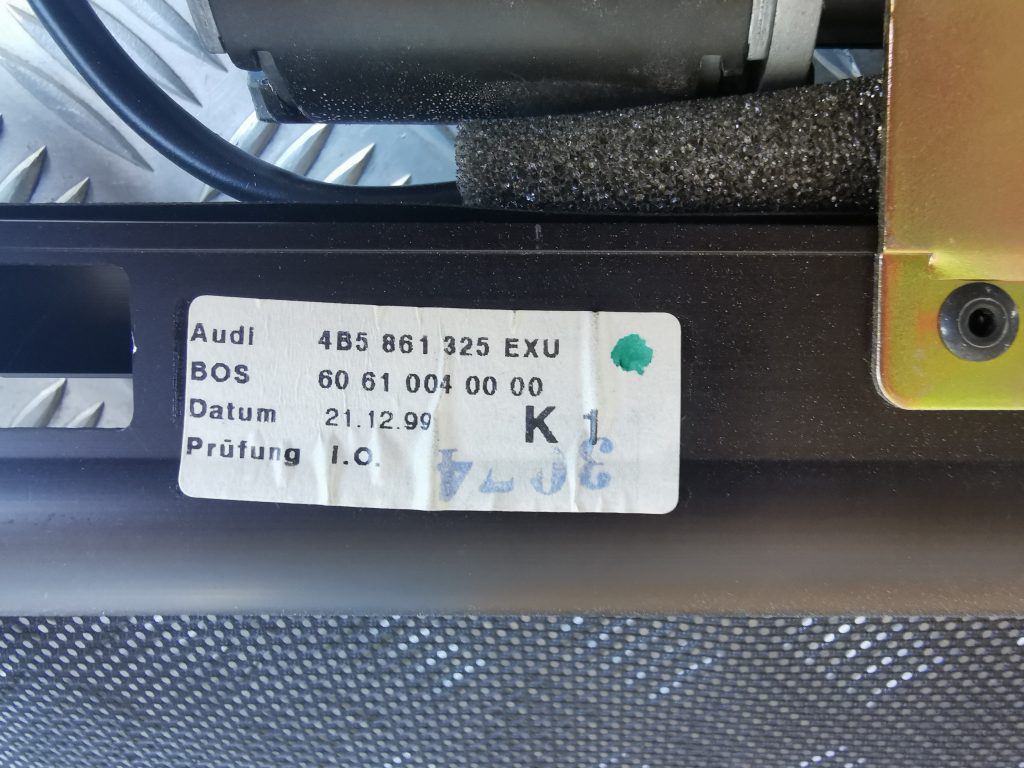 Durvju logu saules aizsargs priekš AUDI A6 1998 9 Durvju logu saules aizsargs priekš AUDI A6 1998